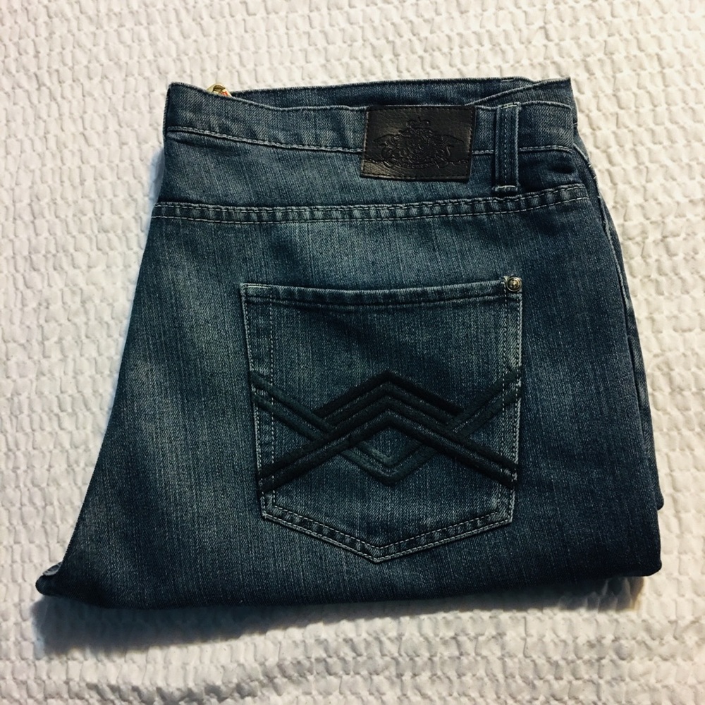 Reputation Jeans - Picture 2 of 3